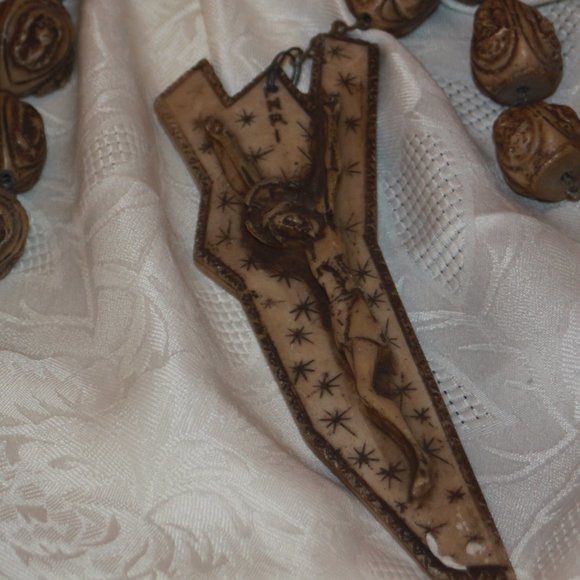 HUGE 60" Rosary Bead Resin Pope Mary - Picture 2 of 5